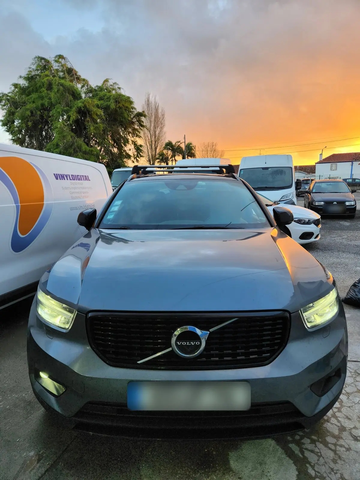 Volvo XC40 en fin d’après-midi